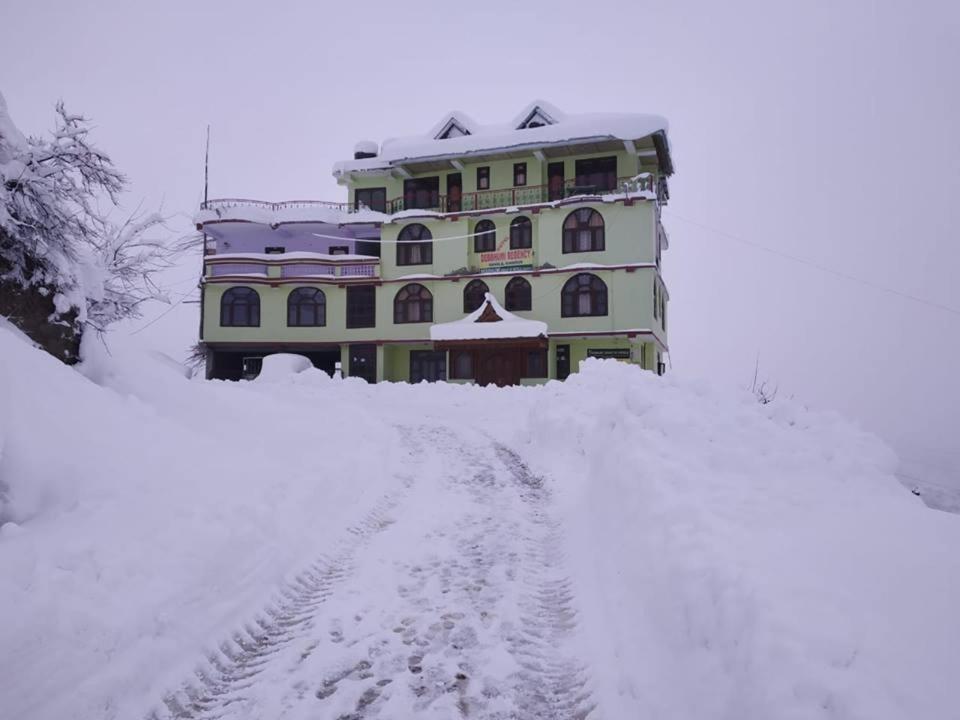 Debbhumi Regency Hotel Sāngla Exterior photo